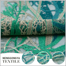 Tissu brodé fait sur commande en gros de polyester vert bon marché de dentelle